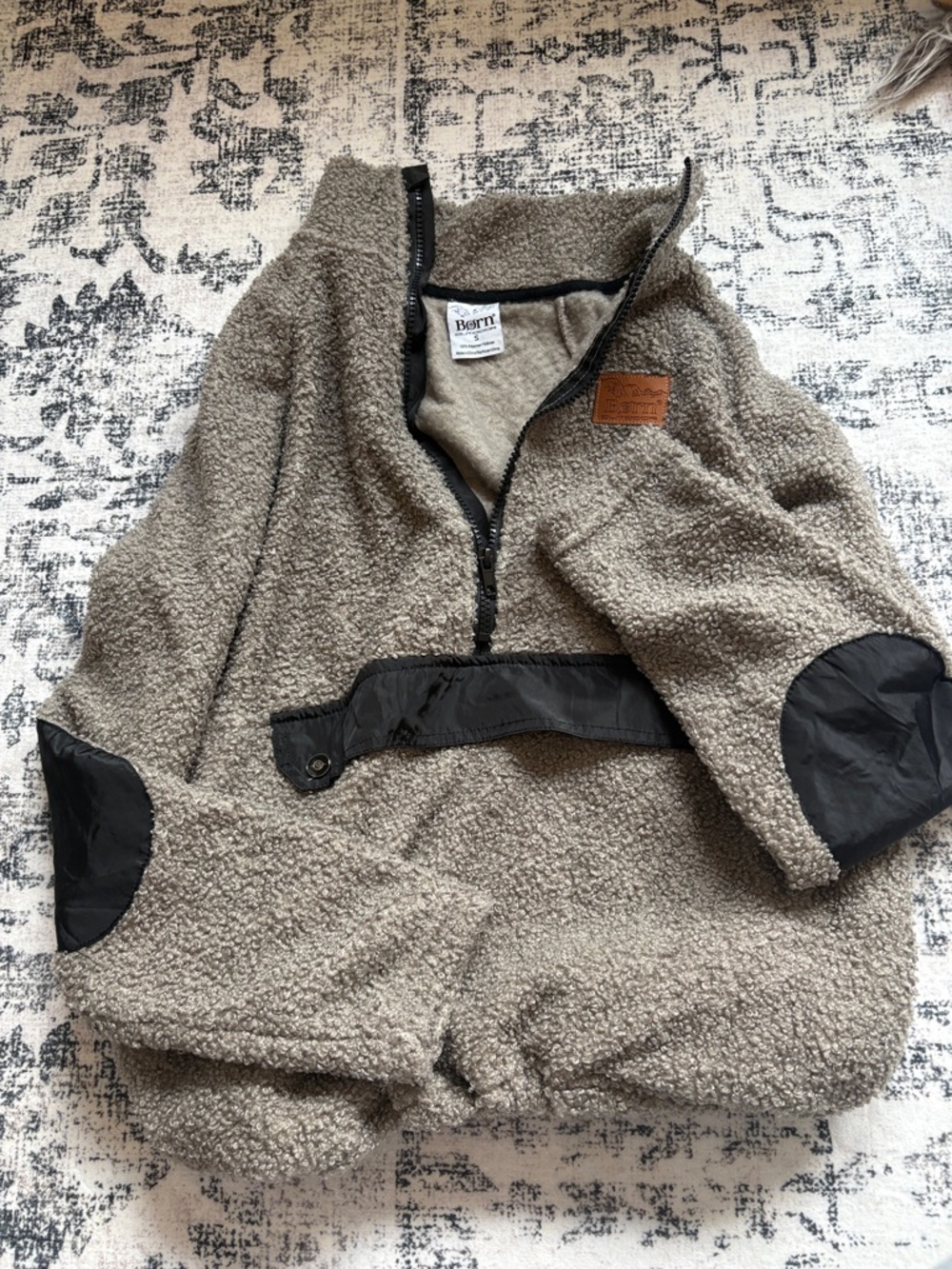Born Outdoors Beige Sherpa Pullover with Black Accents